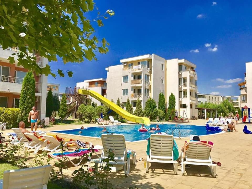 Holiday Fort Golf Club - Premium Apartments Sunny Beach Exterior foto