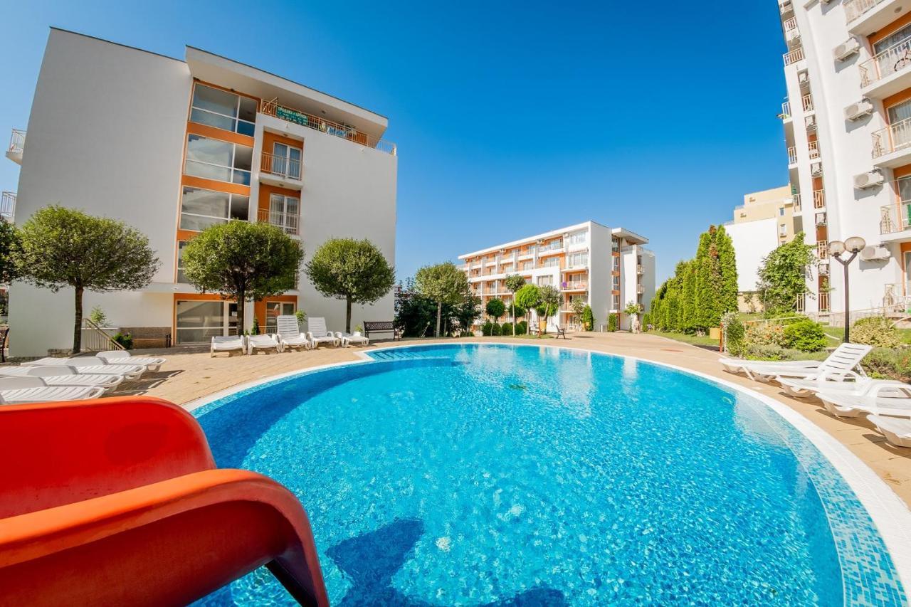 Holiday Fort Golf Club - Premium Apartments Sunny Beach Exterior foto